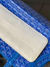 Load image into Gallery viewer, CHIEN GRIS PET BAG (BLUE)