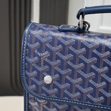 Load image into Gallery viewer, SAINT LEGER BACKPACK (NAVY)