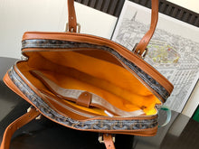 Load image into Gallery viewer, AMBASSADE MM DOCUMENT CASE (BLACK TAN)