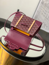Load image into Gallery viewer, SAIGON STRUCTURE MINI BAG (BURGUNDY)