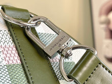 Load image into Gallery viewer, LOUIS KEEPALL BANDOULIERE 45 (WHITE AND GREEN)
