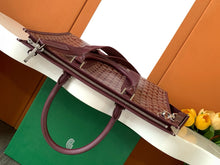 Load image into Gallery viewer, MORVAN DOCUMENT CASE (BURGUNDY)