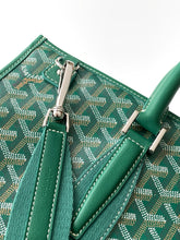 Load image into Gallery viewer, MORVAN DOCUMENT CASE (GREEN)