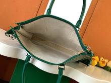 Load image into Gallery viewer, MORVAN DOCUMENT CASE (GREEN)