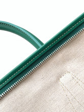 Load image into Gallery viewer, MORVAN DOCUMENT CASE (GREEN)