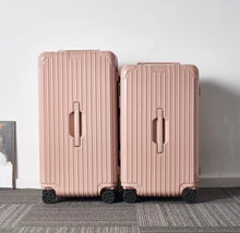 Load image into Gallery viewer, ESSENTIAL TRUNK PLUS 100L (GLOSS SALMON PINK)