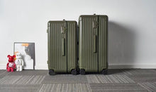 Load image into Gallery viewer, ESSENTIAL TRUNK PLUS 100L (GLOSS CACTUS GREEN)