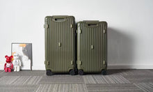 Load image into Gallery viewer, ESSENTIAL TRUNK PLUS 100L (GLOSS CACTUS GREEN)