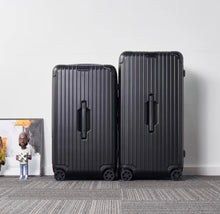 Load image into Gallery viewer, ESSENTIAL TRUNK PLUS 100L (MATTE BLACK)