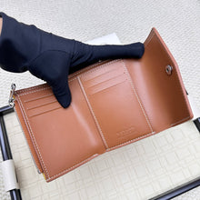 Load image into Gallery viewer, SAINT-GABRIEL WALLET (BLACK TAN)