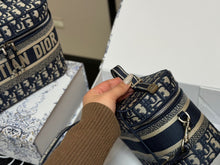 Load image into Gallery viewer, CHRISTIAN SMALL VANITY BAG (NAVY)