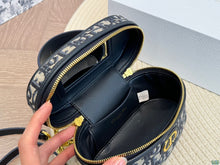 Load image into Gallery viewer, CHRISTIAN 30 MONTAIGNE MINI VANITY BAG (NAVY)