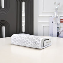 Load image into Gallery viewer, JOUVENCE MM TOILETRY BAG (WHITE)