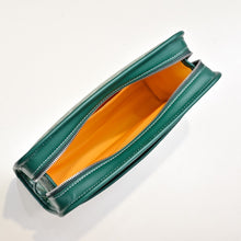 Load image into Gallery viewer, JOUVENCE MM TOILETRY BAG (GREEN)