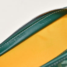 Load image into Gallery viewer, JOUVENCE MM TOILETRY BAG (GREEN)