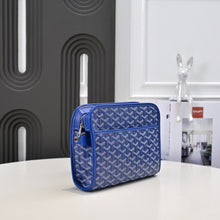 Load image into Gallery viewer, JOUVENCE MM TOILETRY BAG (BLUE)