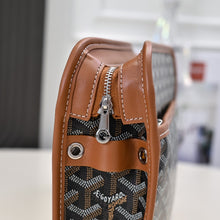 Load image into Gallery viewer, JOUVENCE MM TOILETRY BAG (BLACK TAN)