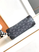 Load image into Gallery viewer, VENDOME COSMETIC POUCH (GREY)