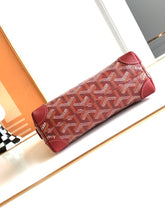 Load image into Gallery viewer, VENDOME COSMETIC POUCH (RED)