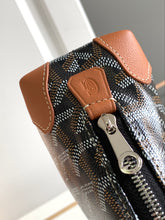 Load image into Gallery viewer, VENDOME COSMETIC POUCH (BLACK TAN)