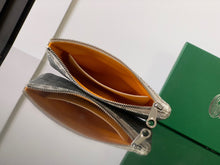 Load image into Gallery viewer, SENAT CARDHOLDER (WHITE)