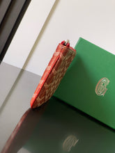 Load image into Gallery viewer, SENAT CARDHOLDER (RED)