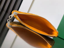 Load image into Gallery viewer, SENAT CARDHOLDER (YELLOW)