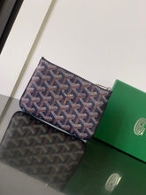 Load image into Gallery viewer, SENAT CARDHOLDER (NAVY)