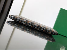 Load image into Gallery viewer, SENAT CARDHOLDER (BLACK)