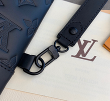 Load image into Gallery viewer, LOUIS MONOGRAM LEATHER POUCH TO-GO (BLACK)