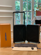 Load image into Gallery viewer, LOUIS HORIZON 55 CABIN 37L (MATTE BLACK)