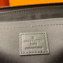 Load image into Gallery viewer, LOUIS MONOGRAM POUCH TO-GO (BLACK)