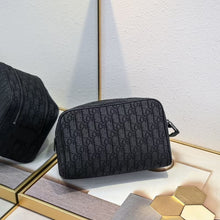 Load image into Gallery viewer, CHRISTIAN TOILETRY BAG (BLACK)