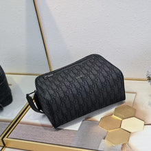 Load image into Gallery viewer, CHRISTIAN TOILETRY BAG (BLACK)