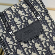 Load image into Gallery viewer, CHRISTIAN TOILETRY BAG (BEIGE)