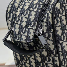 Load image into Gallery viewer, CHRISTIAN TOILETRY BAG (BEIGE)