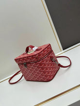 Load image into Gallery viewer, MUSE VANITY CASE (RED)