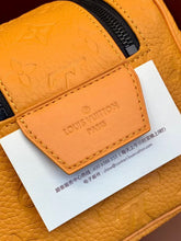 Load image into Gallery viewer, LOUIS DOPP KIT (YELLOW)