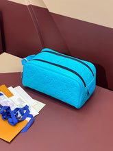 Load image into Gallery viewer, LOUIS DOPP KIT (TURQUOISE)