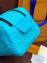 Load image into Gallery viewer, LOUIS DOPP KIT (TURQUOISE)