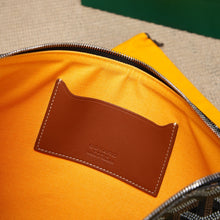 Load image into Gallery viewer, SENAT MM POUCH (BLACK TAN)