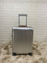 Load image into Gallery viewer, ORIGINAL CABIN TWIST 36L (BROWN)