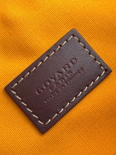 Load image into Gallery viewer, BOWLING 25 VANITY CASE (BURGUNDY)