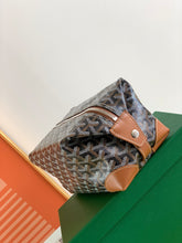 Load image into Gallery viewer, BOWLING 25 VANITY CASE (BLACK TAN)