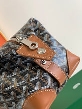 Load image into Gallery viewer, BOWLING 25 VANITY CASE (BLACK TAN)