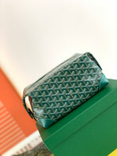 Load image into Gallery viewer, BOWLING 25 VANITY CASE (GREEN)