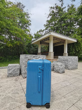 Load image into Gallery viewer, ESSENTIAL TRUNK PLUS 100L (GLOSS SEA BLUE)