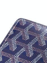 Load image into Gallery viewer, INSERT LOUISE CLUTCH (NAVY BLUE)