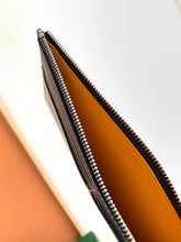 Load image into Gallery viewer, INSERT LOUISE CLUTCH (NAVY BLUE)