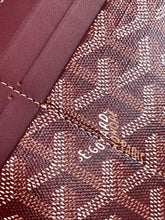 Load image into Gallery viewer, INSERT LOUISE CLUTCH (BURGUNDY)